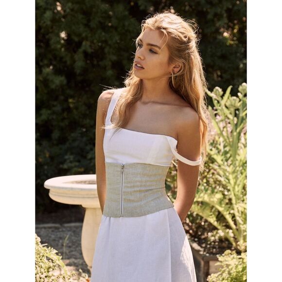 ✨Reformation ‘Rosemund’ Sand Sz Large Corset✨ - Picture 1 of 5